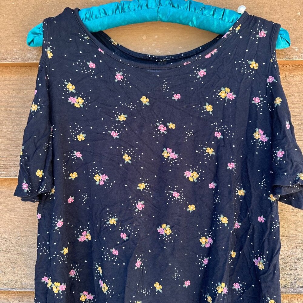 Old Navy Cold Shoulder Floral Top Girls Size L 10/12 Black With Yellow & Pink Fl - Picture 4 of 10